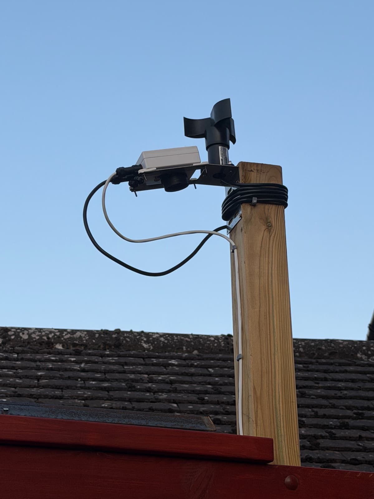 Lunatico CloudWatcher and Solo review: keeping an eye on the sky while we get on with life
